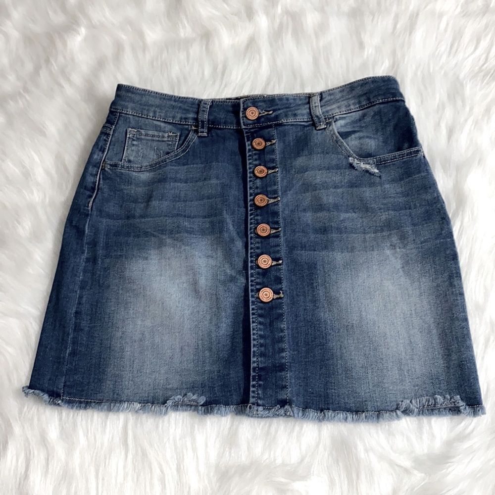 Indigo Rein Y2K Blue Distressed Denim Button Front Skirt Juniors Size 5/26